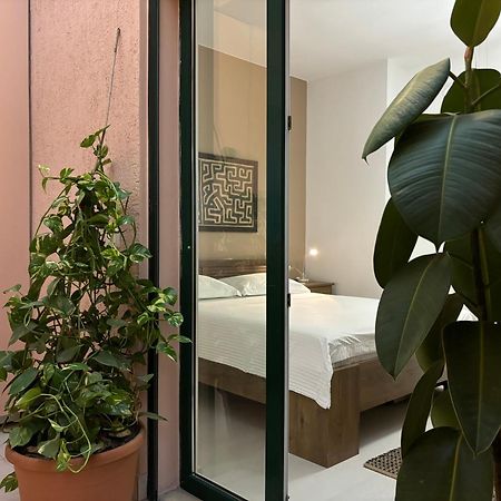 Tam Serviced 2Bdr Apartment City Center No6 Tirana Esterno foto
