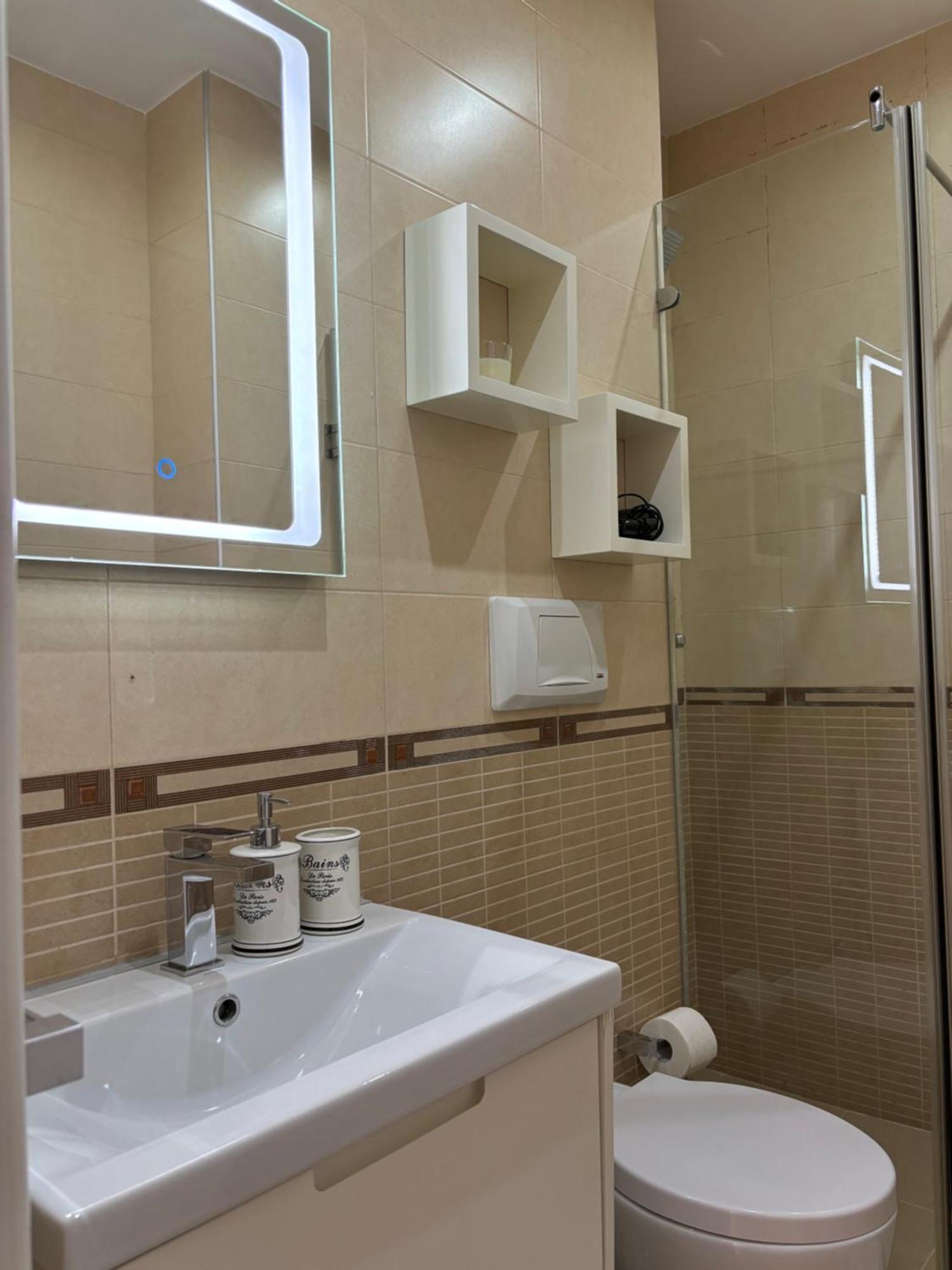 Tam Serviced 2Bdr Apartment City Center No6 Tirana Esterno foto