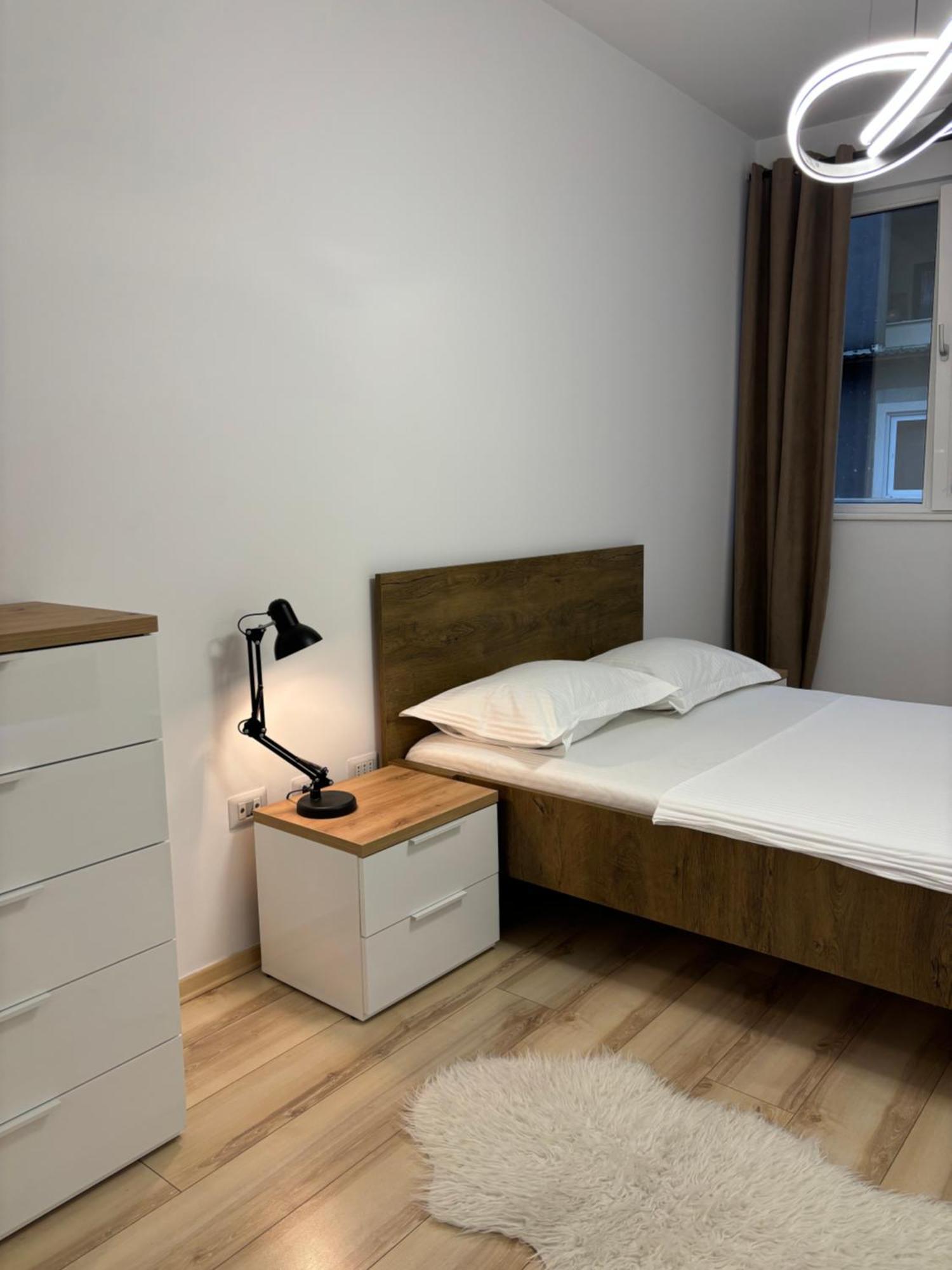Tam Serviced 2Bdr Apartment City Center No6 Tirana Esterno foto