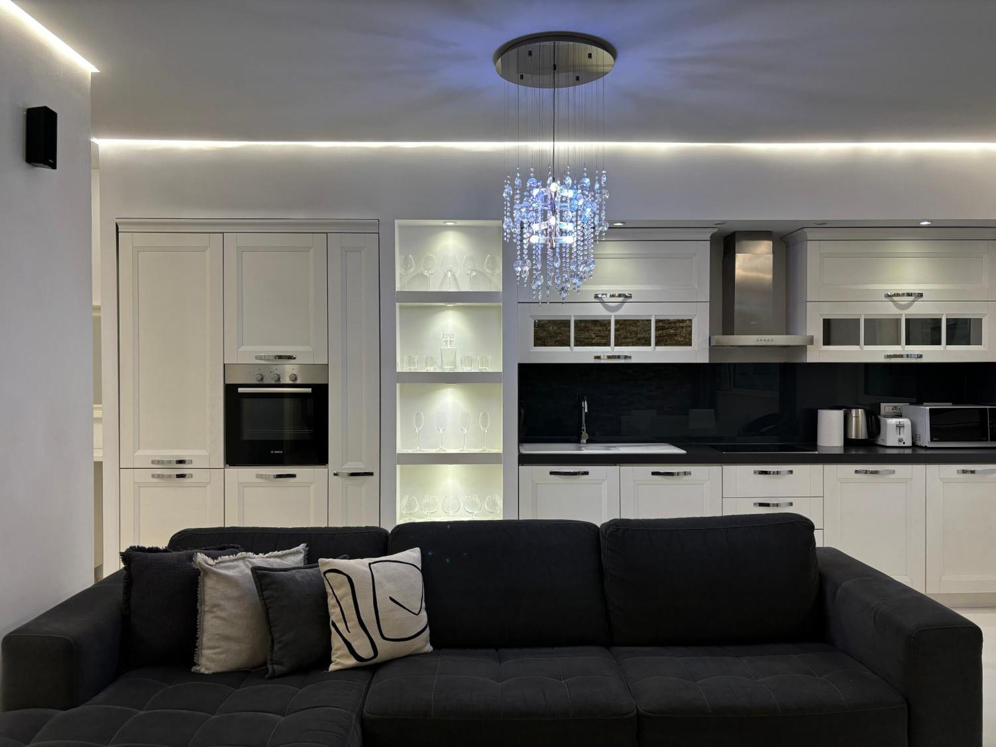 Tam Serviced 2Bdr Apartment City Center No6 Tirana Esterno foto