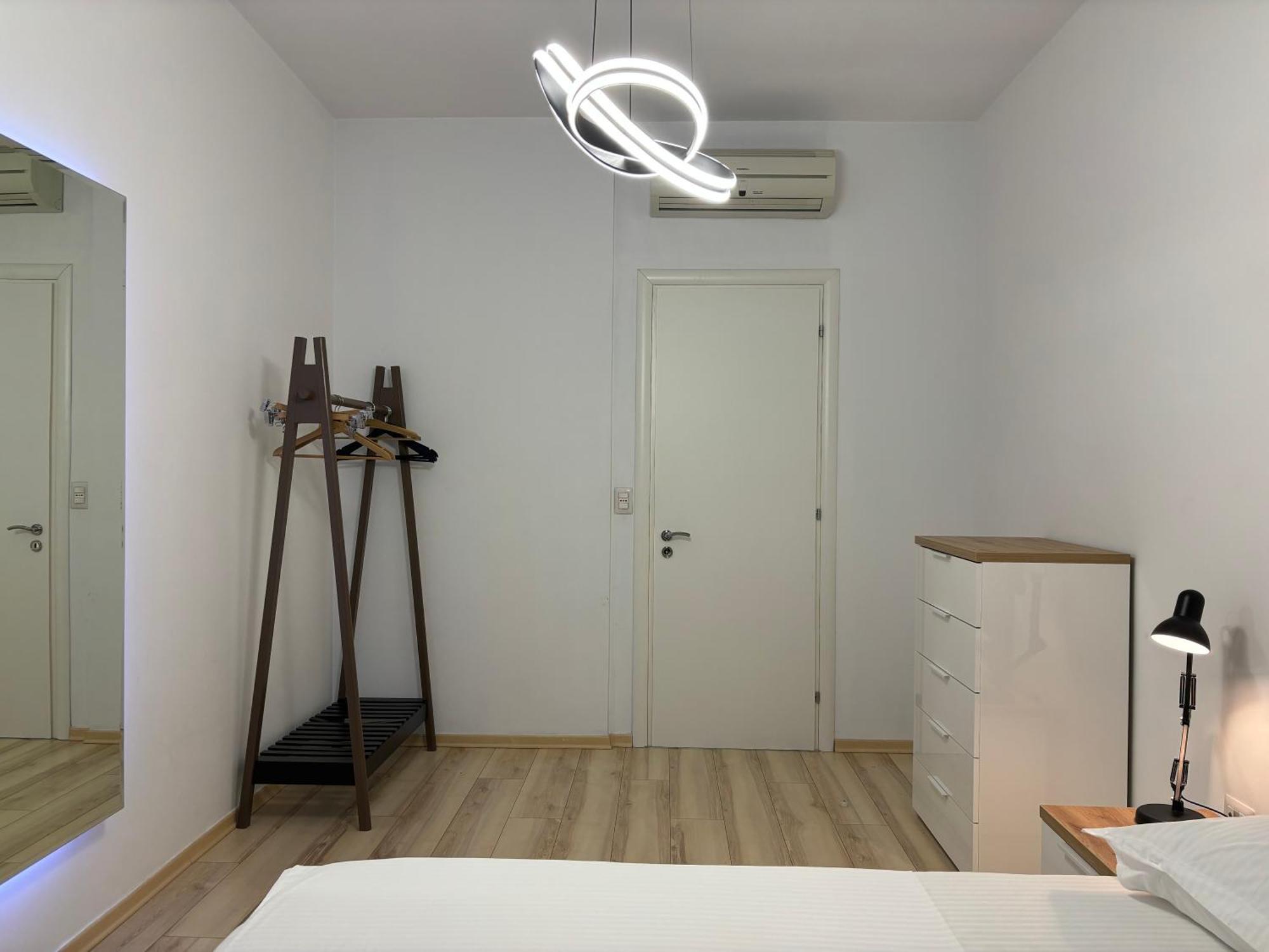Tam Serviced 2Bdr Apartment City Center No6 Tirana Esterno foto