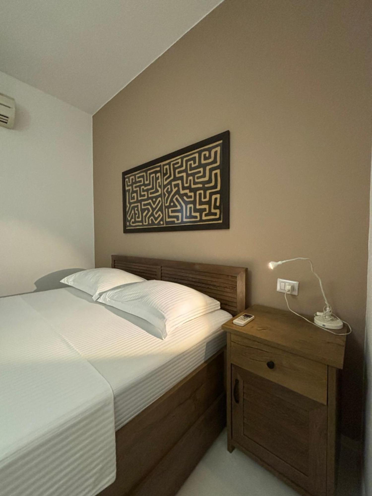 Tam Serviced 2Bdr Apartment City Center No6 Tirana Esterno foto