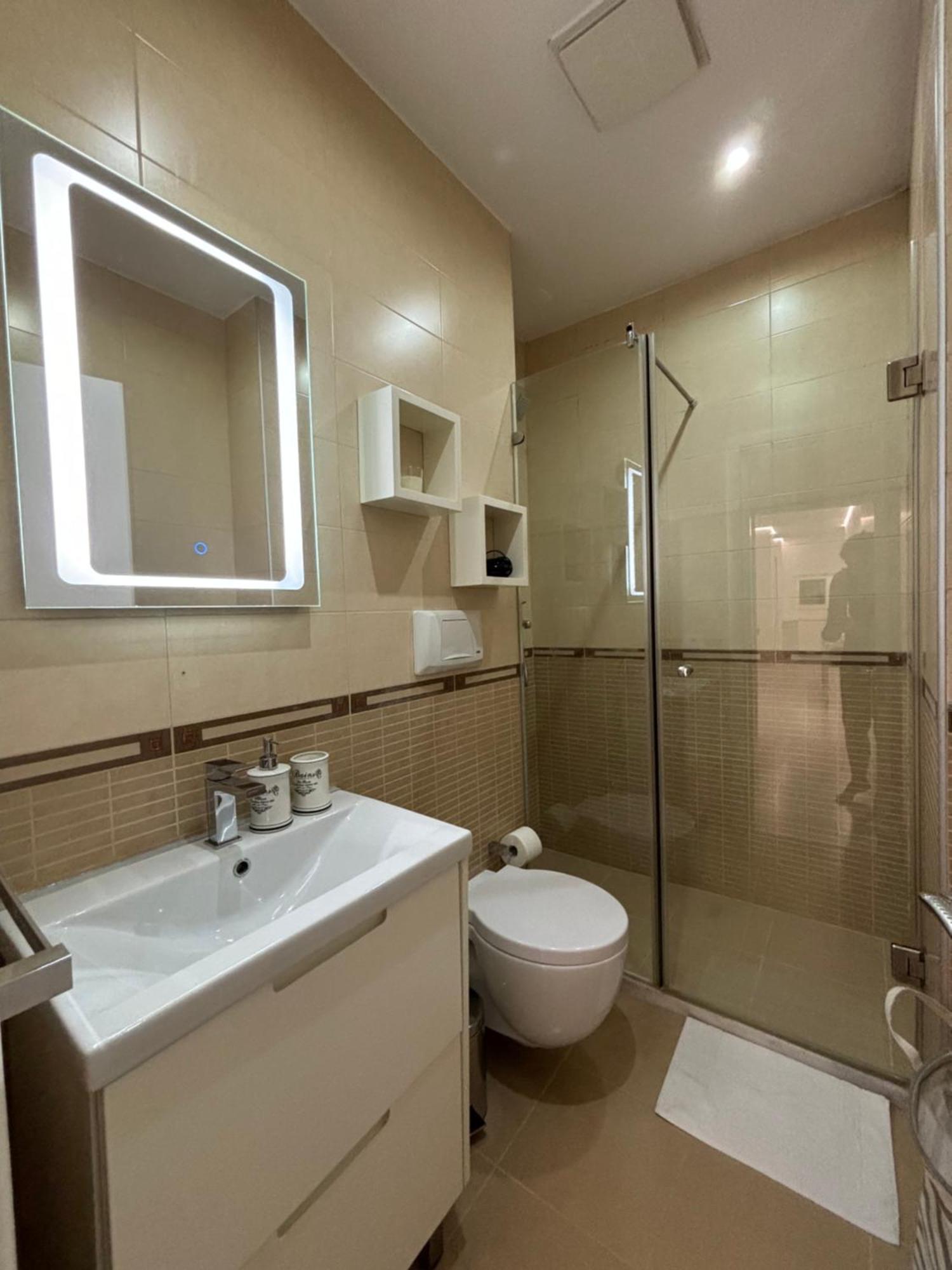 Tam Serviced 2Bdr Apartment City Center No6 Tirana Esterno foto